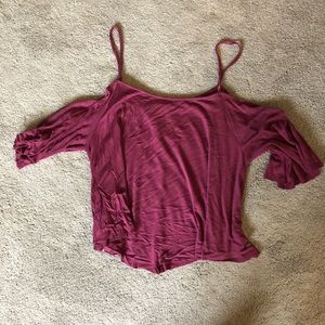 AMERICAN EAGLE SOFT AND SEXY COLD SHOULDER SHIRT